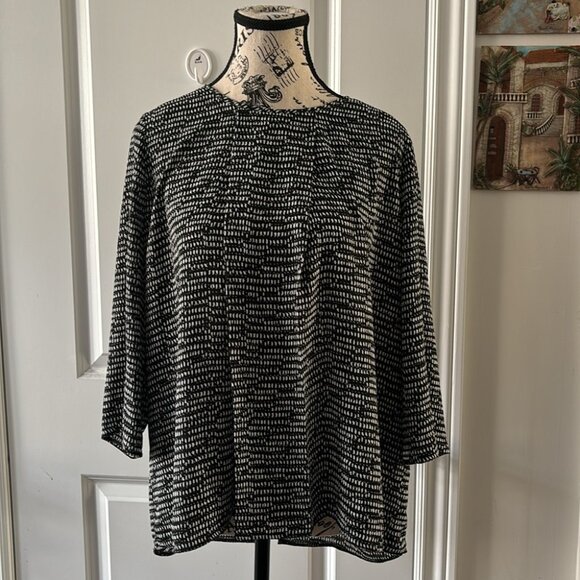 United Colors of Benetton Women’s Black and White Printed Blouse - Picture 1 of 8